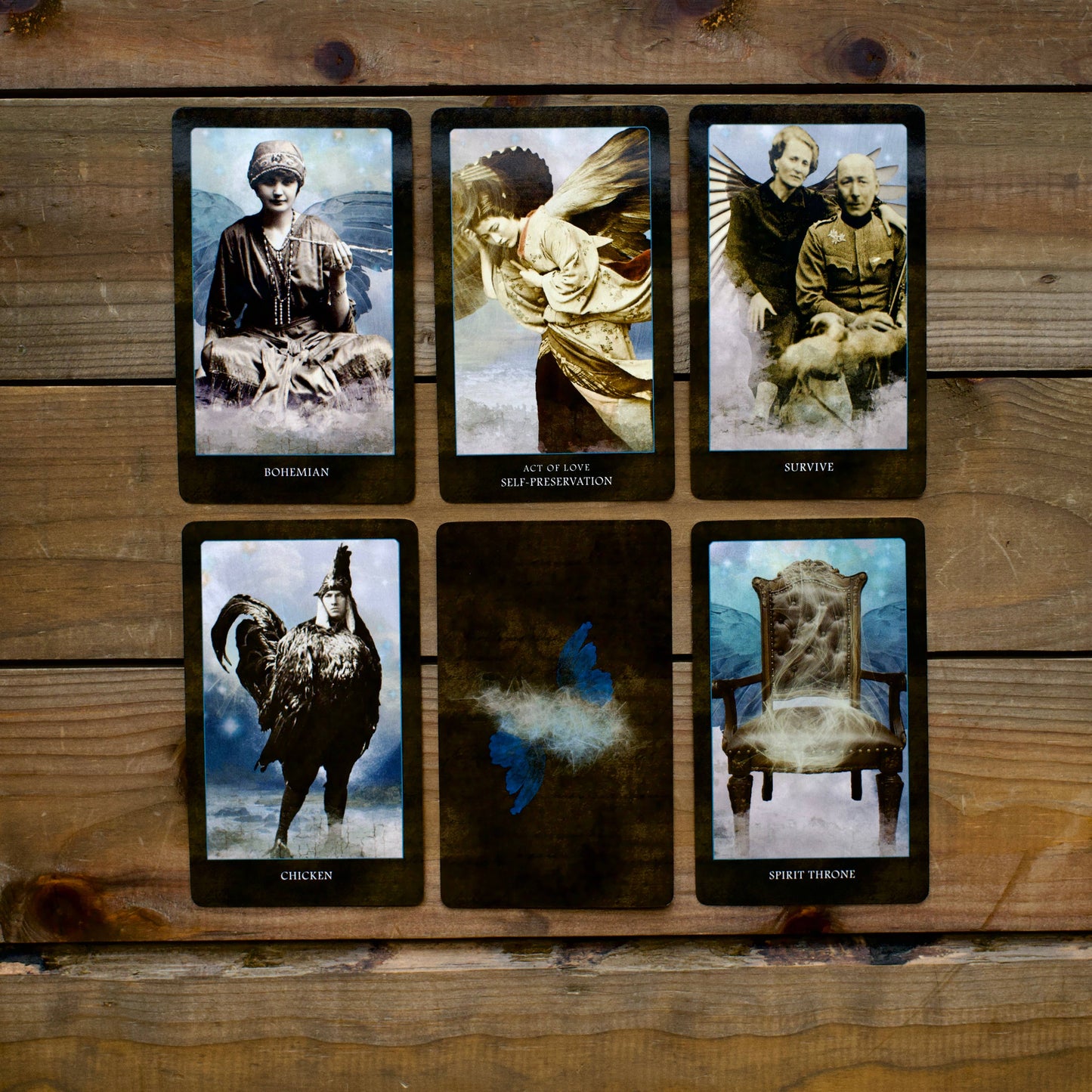 The Beloved Dead Oracle(82 Cards & 144-Page F.C. Guidebook)