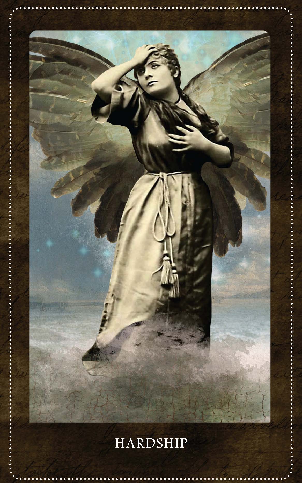 The Beloved Dead Oracle(82 Cards & 144-Page F.C. Guidebook)