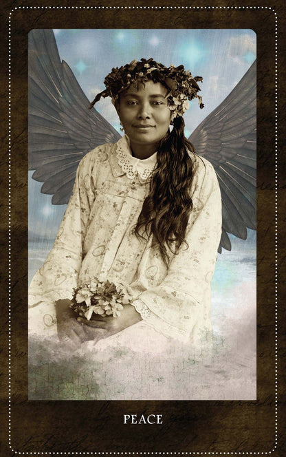 The Beloved Dead Oracle(82 Cards & 144-Page F.C. Guidebook)