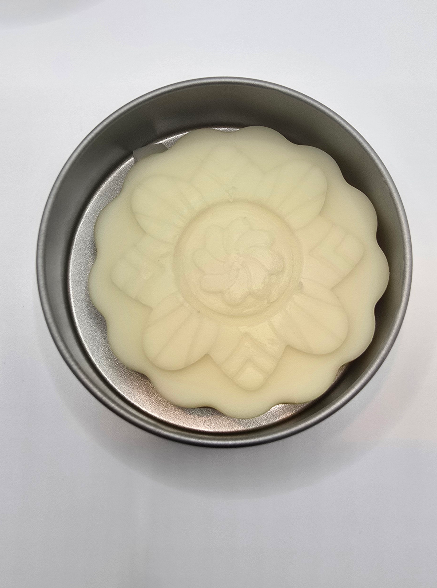 683f8647fae72e57618b2b3e_blue-lotus-amber-lotion-bar-set-official-photo_1751519859135.png